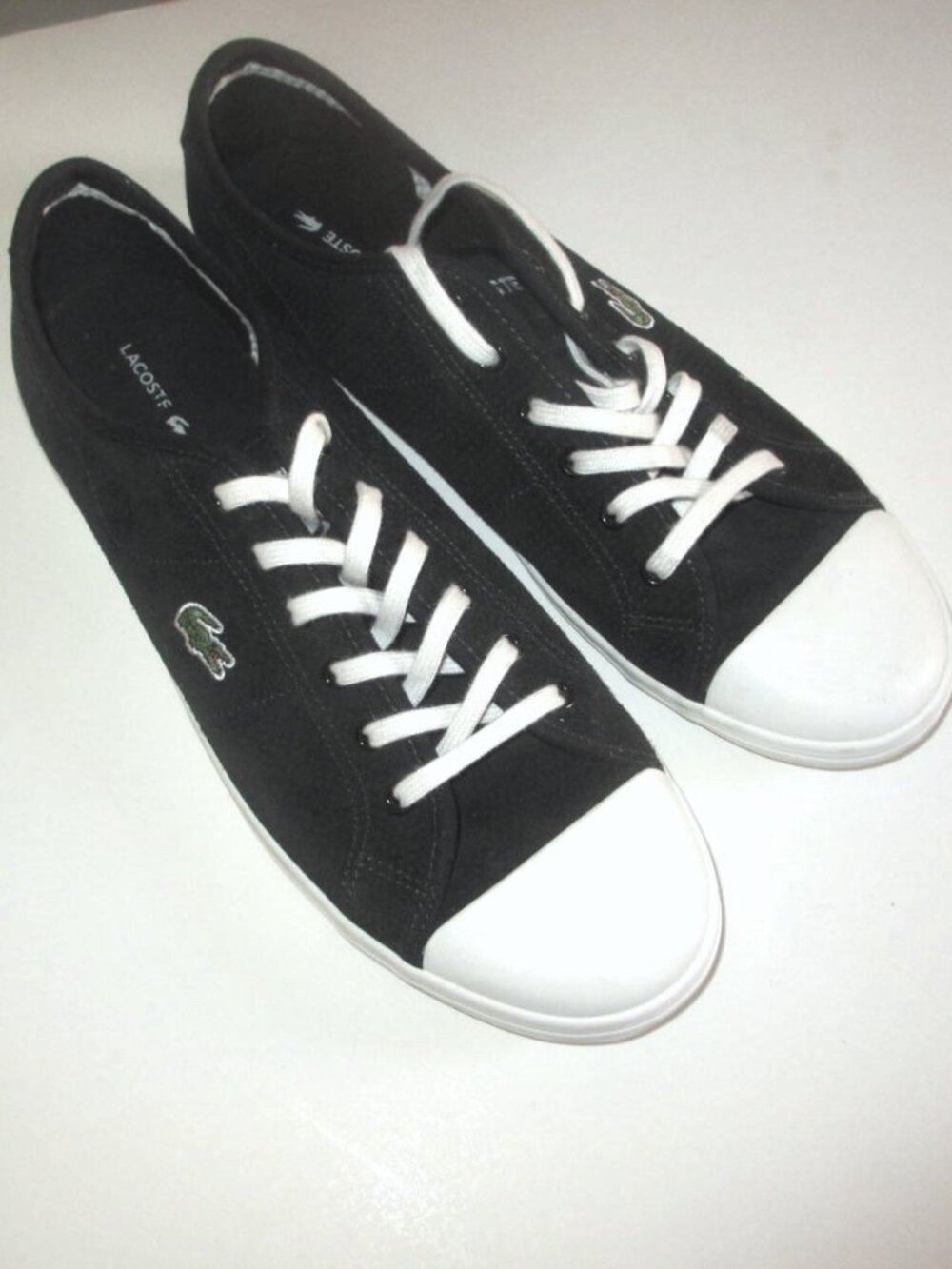 Lacoste Womens Ziane Sneaker Black Canvas Size 10 M Like New